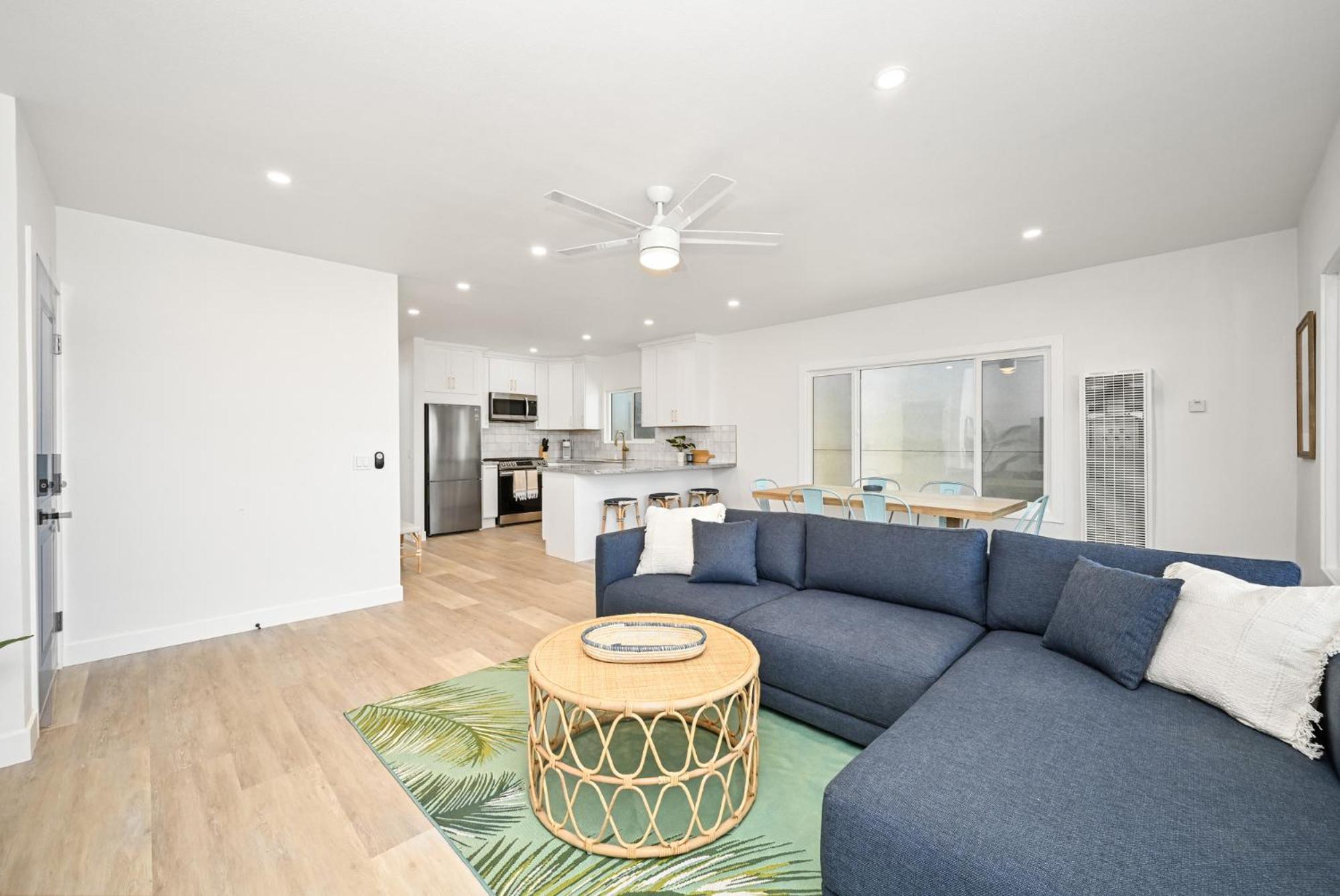 Brand New Home By The Beach & Historic Sunset Water Tower ซันเซ็ตบีช ภายนอก รูปภาพ