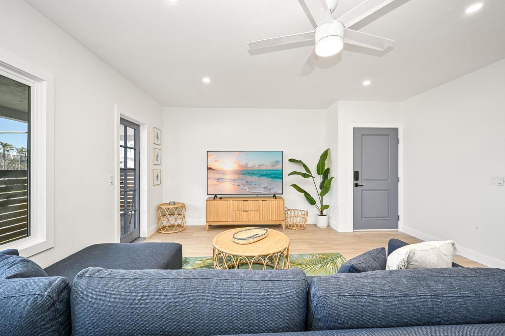 Brand New Home By The Beach & Historic Sunset Water Tower ซันเซ็ตบีช ภายนอก รูปภาพ