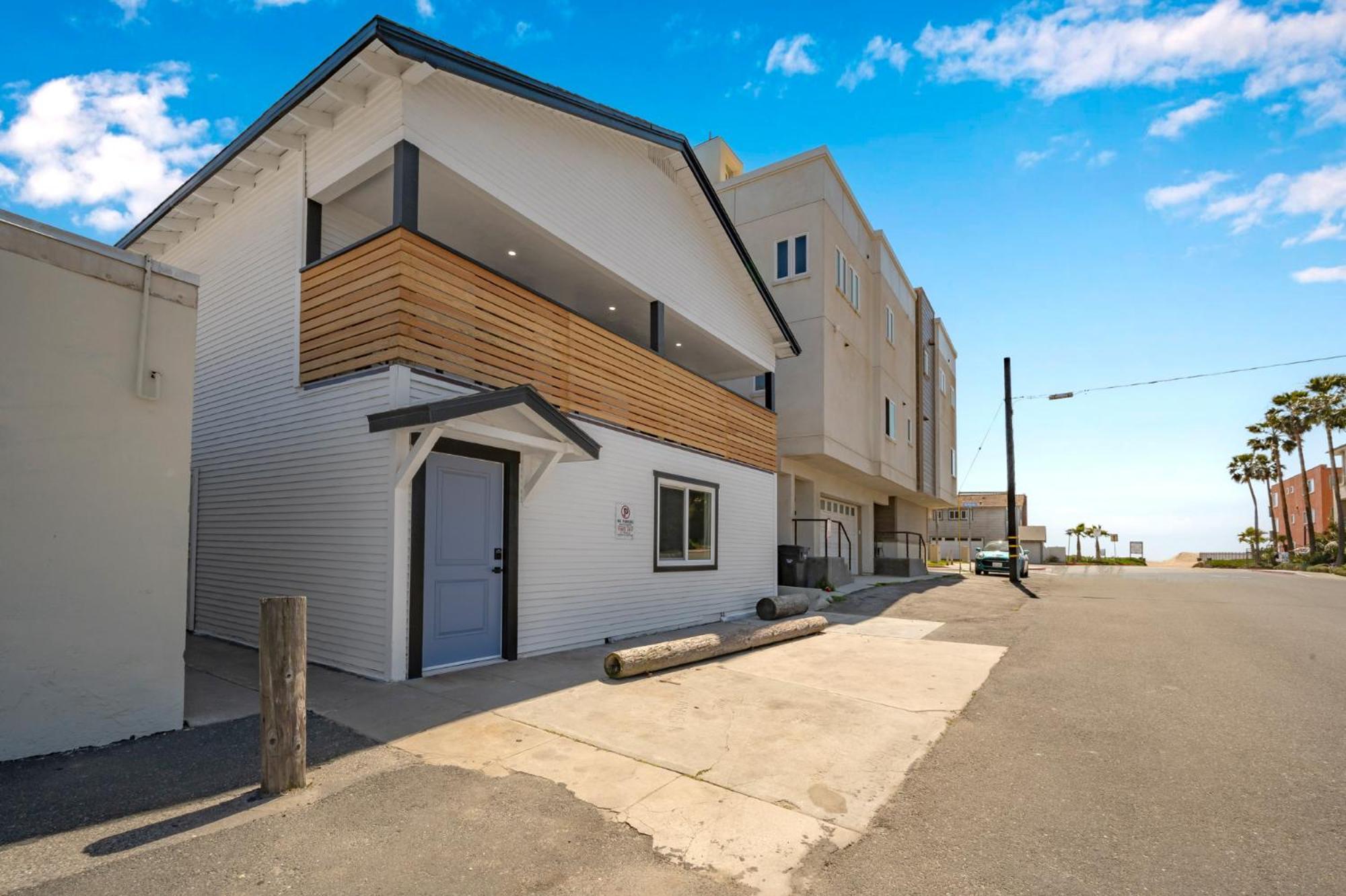 Brand New Home By The Beach & Historic Sunset Water Tower ซันเซ็ตบีช ภายนอก รูปภาพ